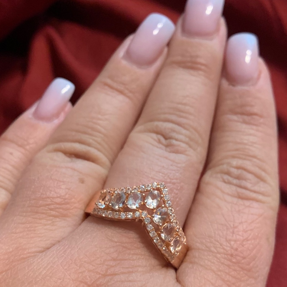 Rose gold ring